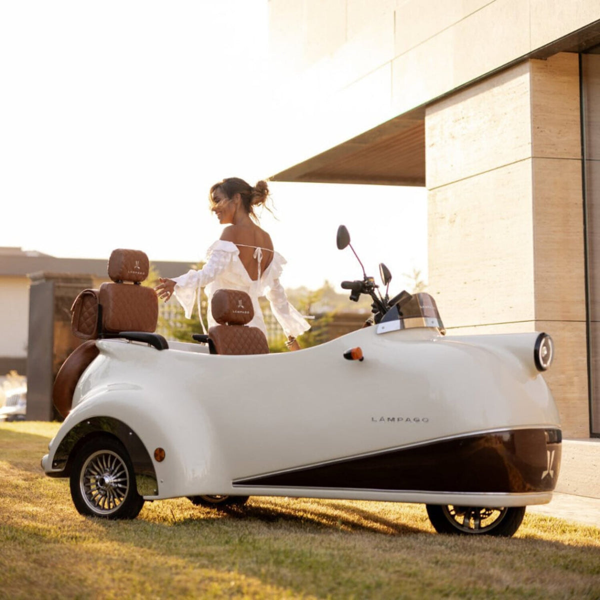 Làmpago Ivory White