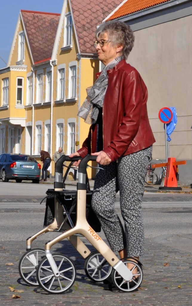 Rollator Trust Care Let's Fly (6,1kg)
